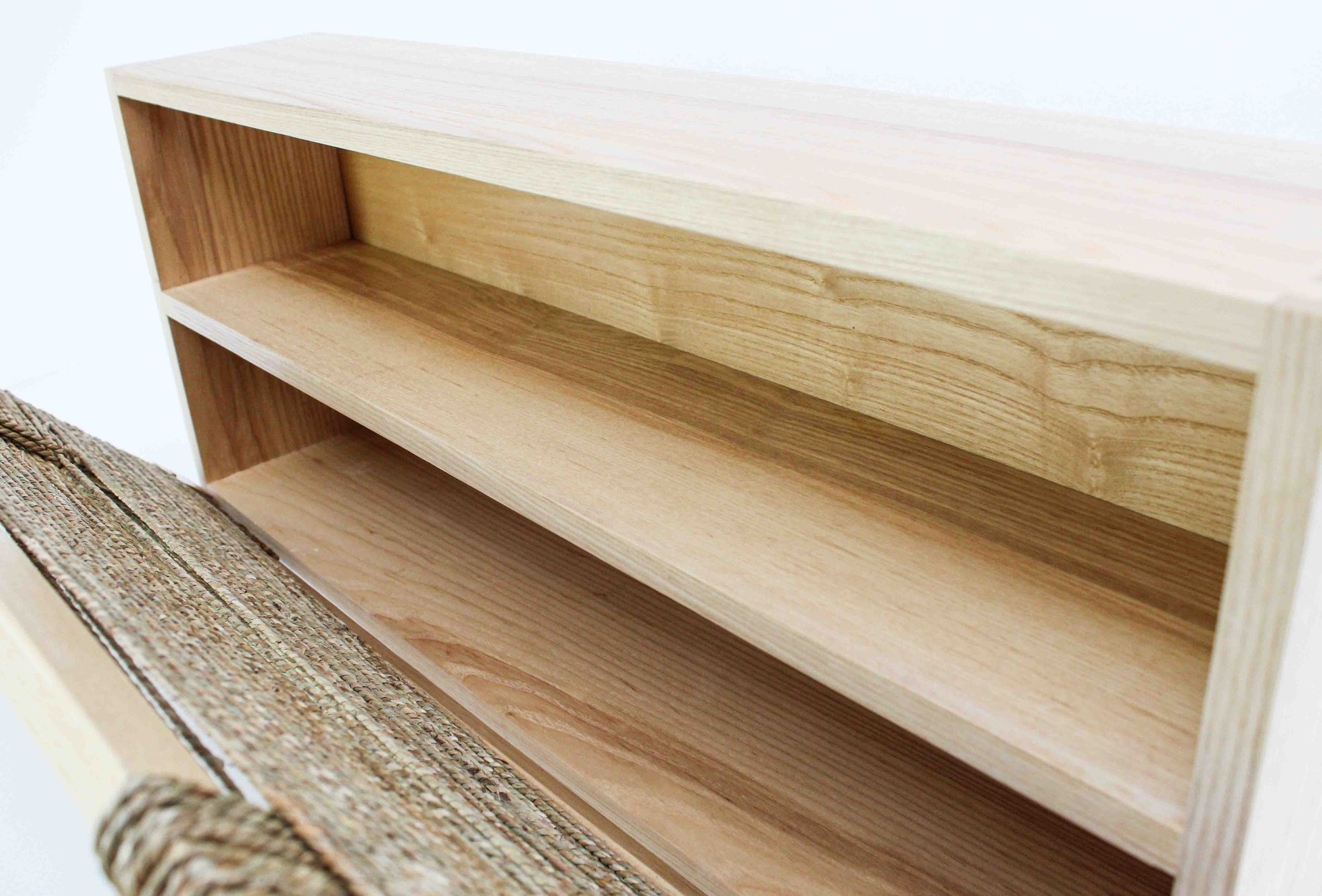 Woven cabinet for DiSe